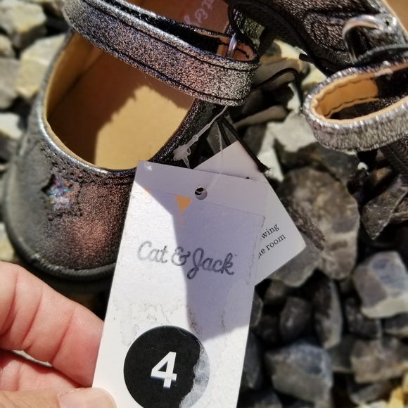 Cat & Jack Kids shoes for Girls.  Size 4. Metallic gray. - Picture 3 of 5